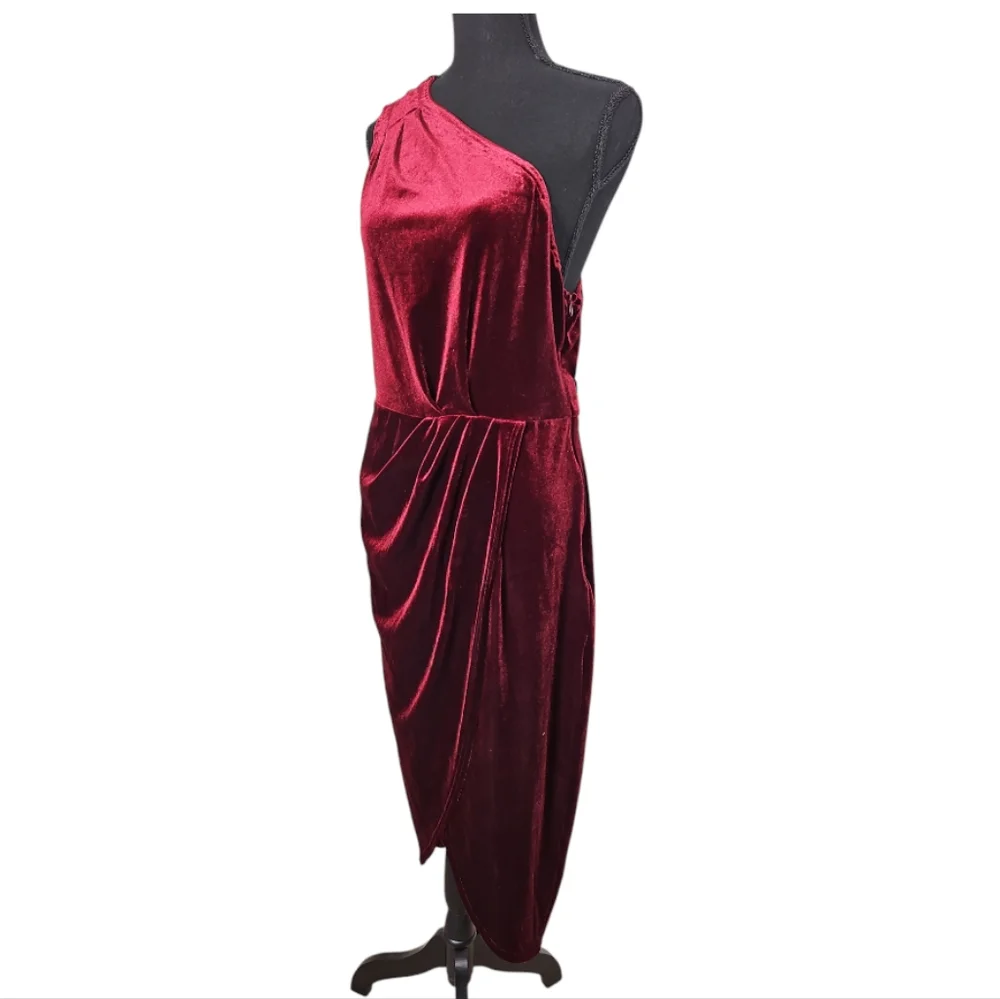 WOMEN'S VELVET WRAP DRESS